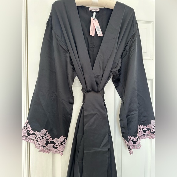NWT Agent Provocateur 100% Silk Darina Dressing Gown Black Robe Luxury Lingerie - Picture 11 of 17
